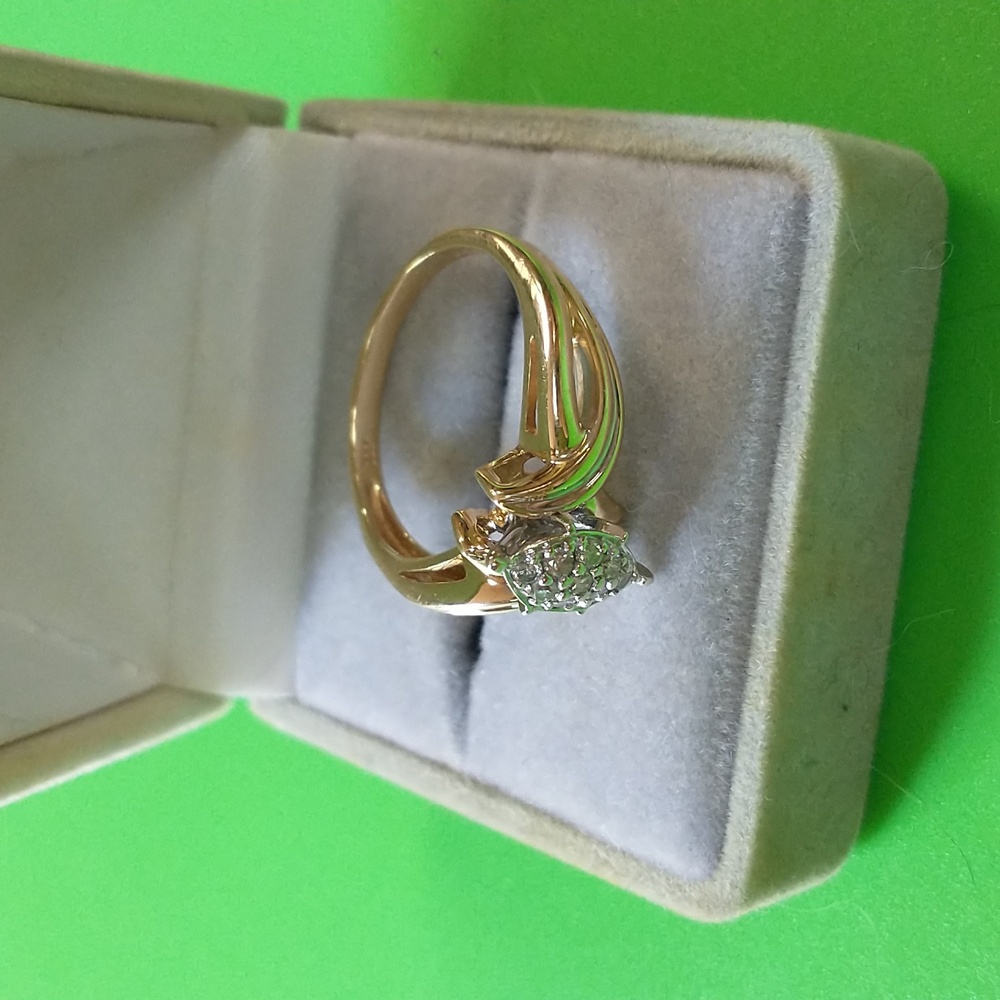 14k solid gold diamond cluster cocktail ring - Picture 5 of 7
